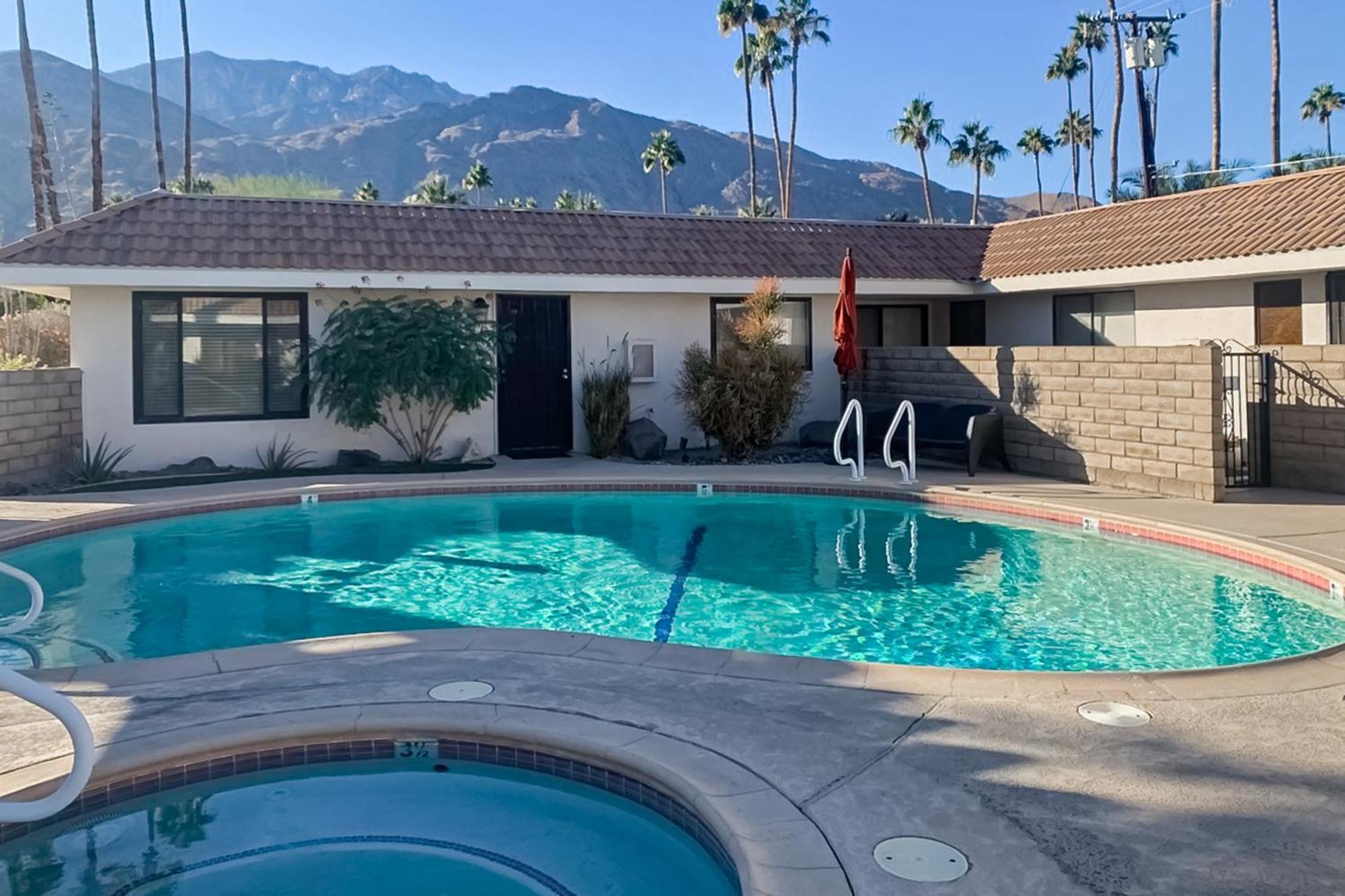 Deep Well Of The Desert Apartment Palm Springs Exterior photo