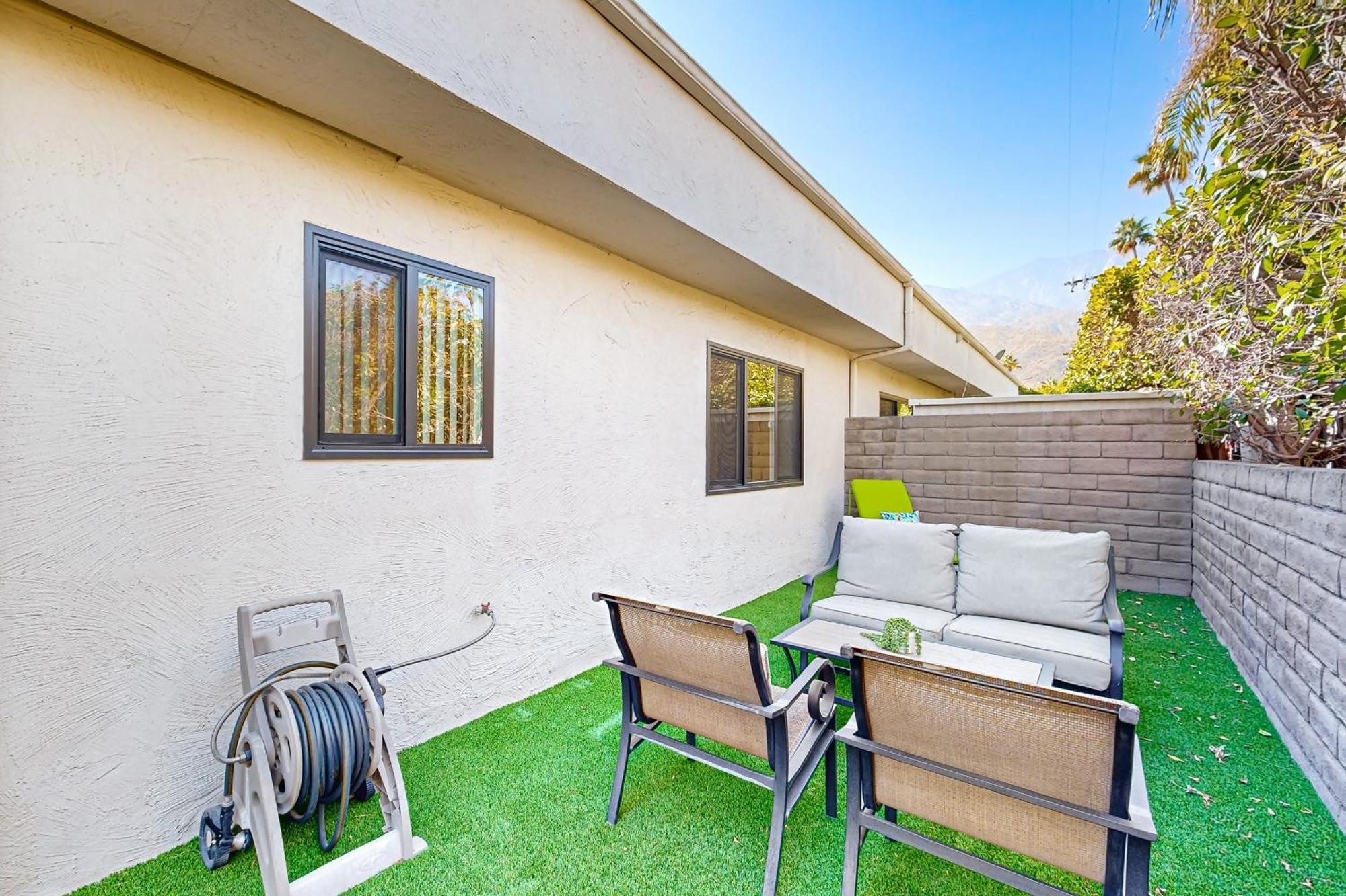 Deep Well Of The Desert Apartment Palm Springs Exterior photo